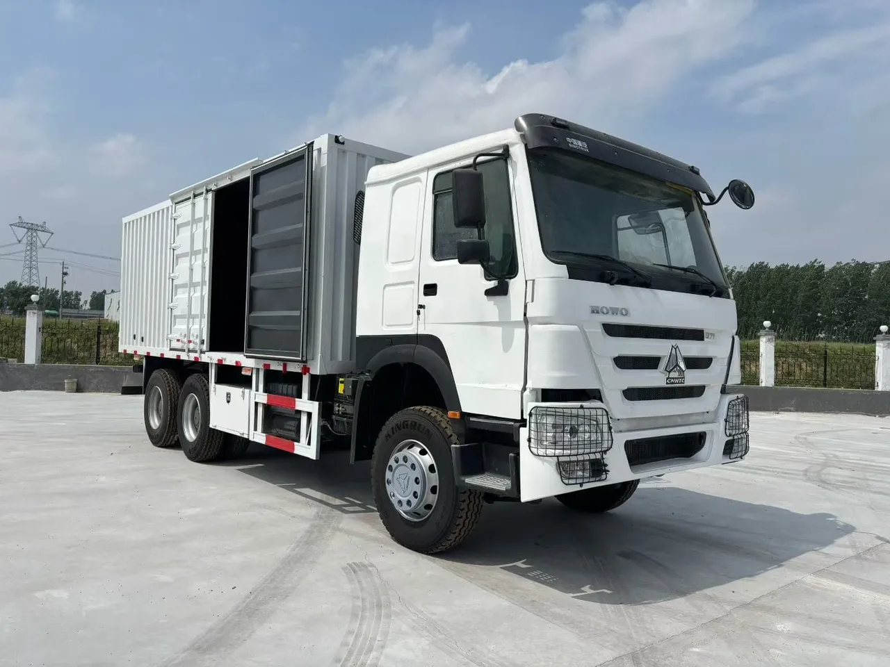 Used HOWO cargo truck inspected and ready for CIF export to Africa