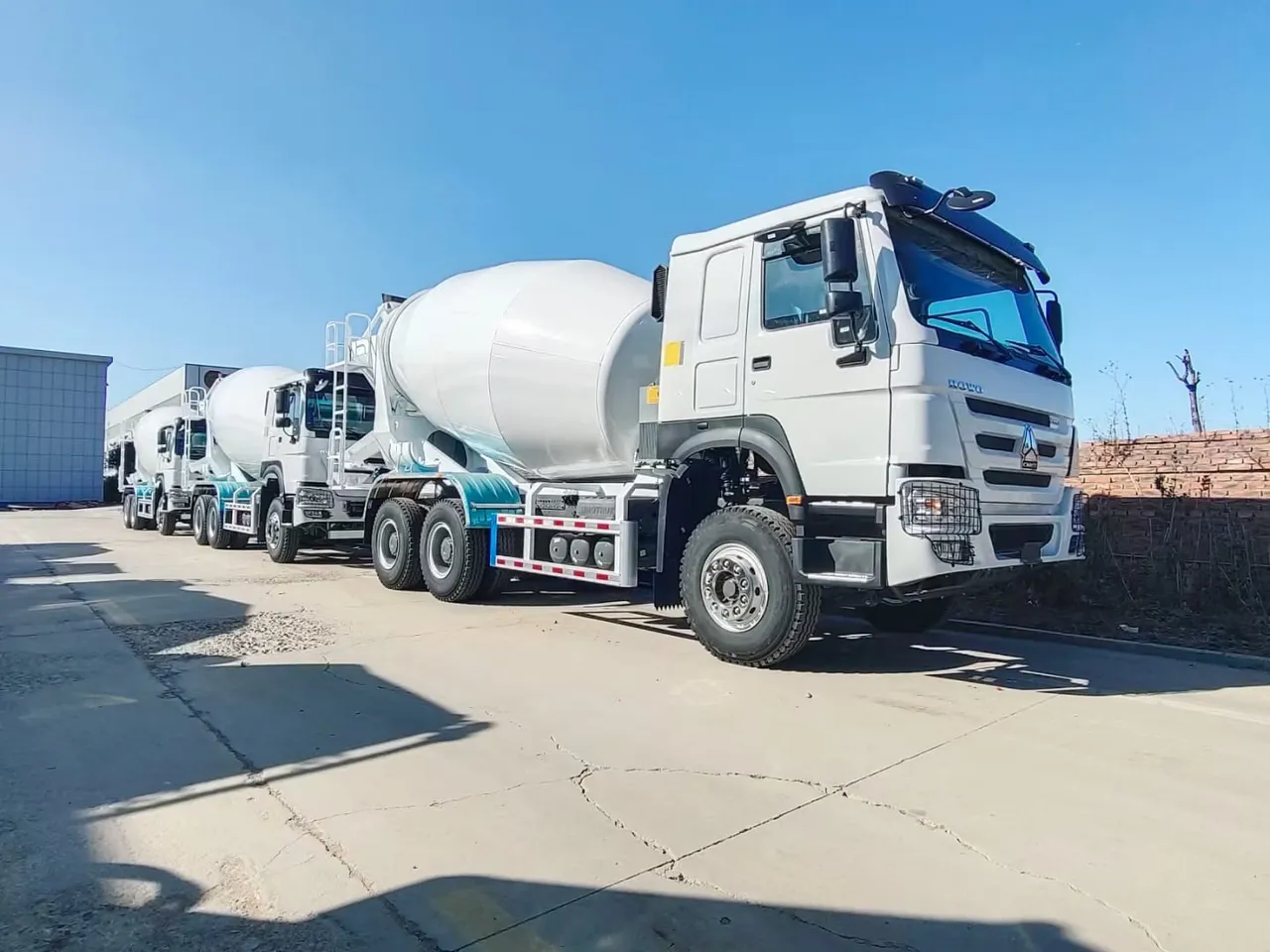 Автобетоносмеситель HOWO 8x4 бу готов к экспорту