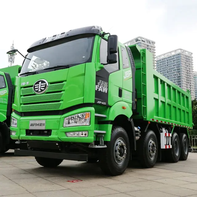 Camión volquete FAW 8×4 en venta