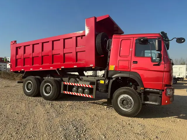 Camión volquete SINOTRUK 6×4 en venta