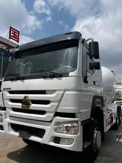 Truk molen 6×4 dijual