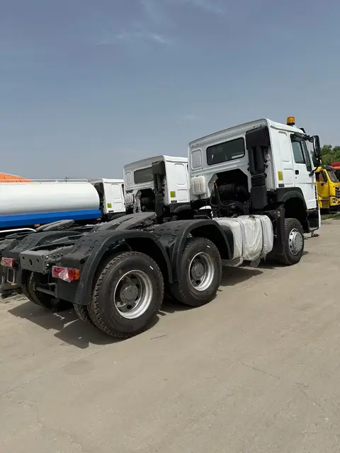 Kepala trailer dijual