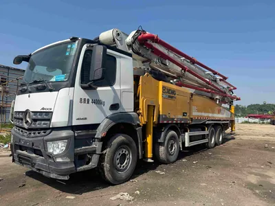 奔驰Arocs五轴底盘徐工施维英HB62V 62米超长臂架实拍